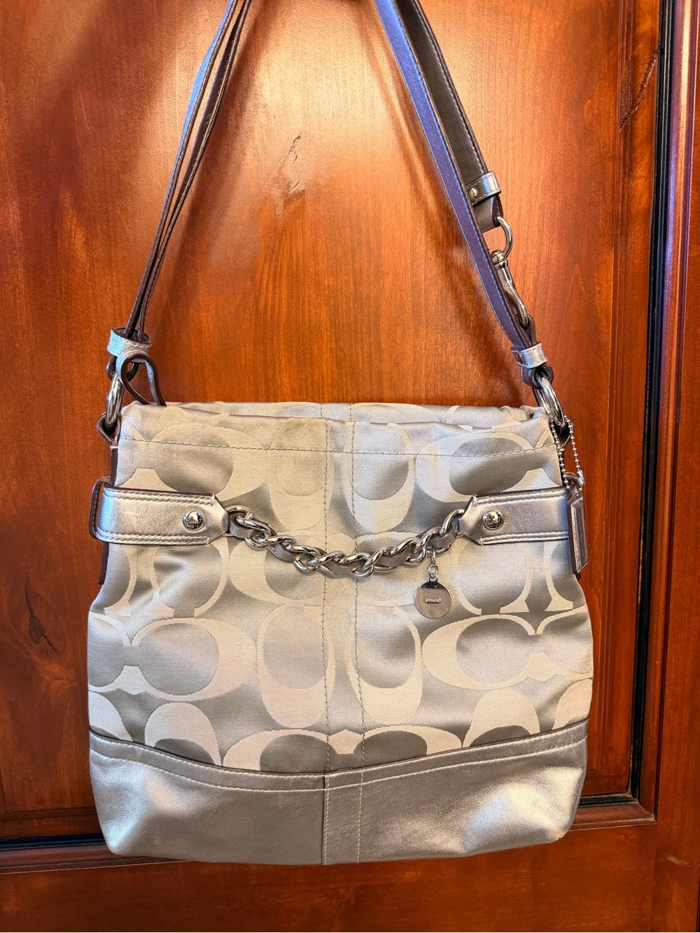 Coach Silver Signature Canvas Shoulder Bag with Chain Accent y2k vintage